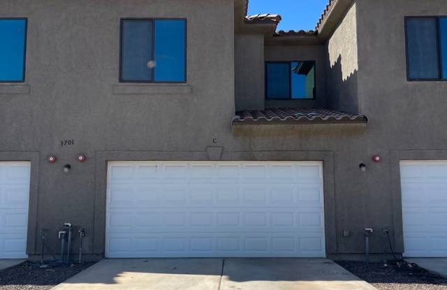 Luxury El Dorado Condo for Rent