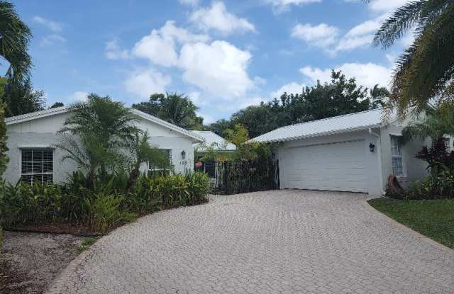 155 LAKESIDE DR - 155 Lakeside Drive, Jupiter, FL 33458