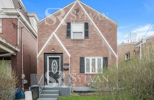 Photo of 3006 Brentwood Avenue