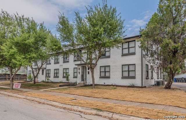 Photo of 217 NATALEN AVE