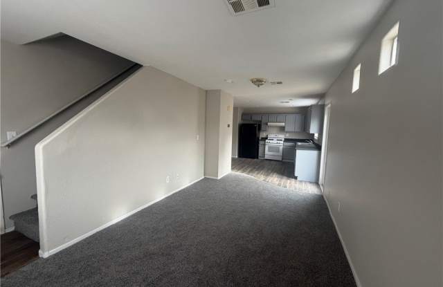 2262 Diamond Pointe Street