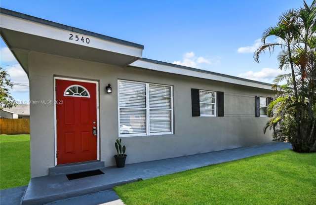 2540 Northwest 2nd Street