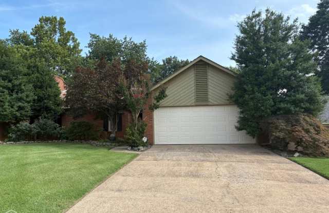 109 Briarcrest Court