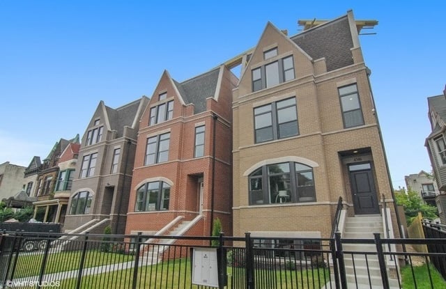 4352 South Oakenwald Avenue - 4352 S Oakenwald Ave, Chicago, IL 60653