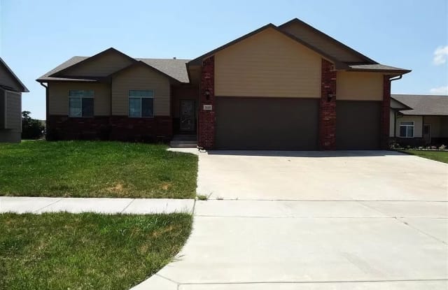 2125 S Cranbrook St - 2125 South Cranbrook Street, Wichita, KS 67207