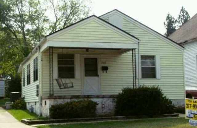 2106 Palmetto St