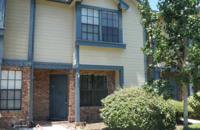 Photo of 862 Commonwealth