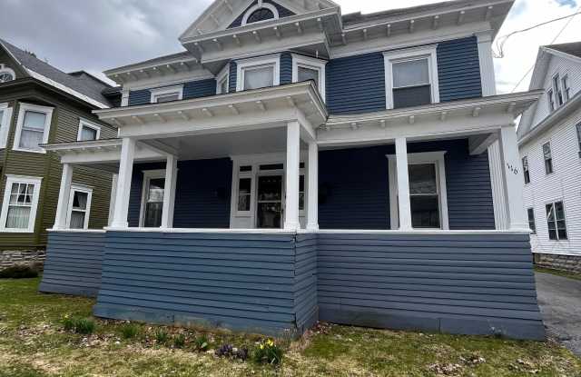 116 East Flower Avenue