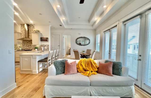 Photo of 15 East Milestone Drive