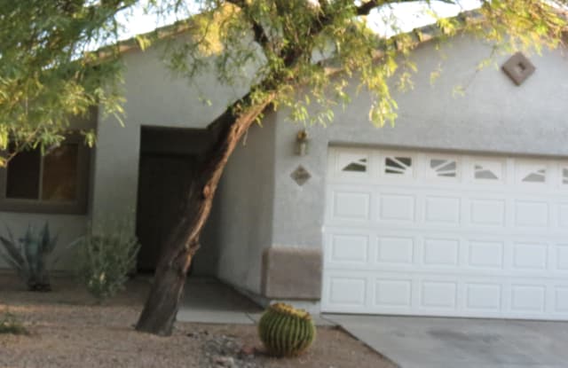 2409 W Monet Way - 2409 West Monet Way, Casas Adobes, AZ 85741