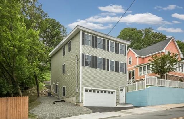 22 Summit Avenue - 22 Summit Ave, Chelsea, MA 02150