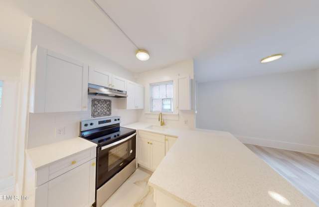 2335 RIVERSIDE Avenue unit: 8