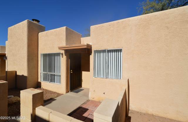 Photo of 3329 E Water Street unit: B