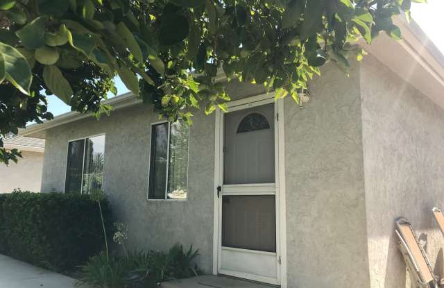 207 West Eleventh Avenue #B, Escondido, CA 92025