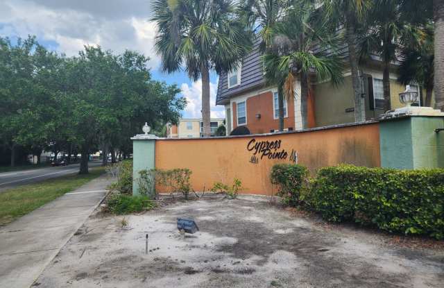 COOMING SOON : 2 Bedroom 2 Bath Condo