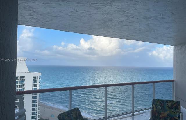 6767 Collins Ave
