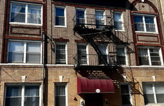 Photo of 325 BALDWIN AVE