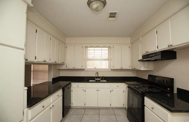 7812 Westwood Avenue