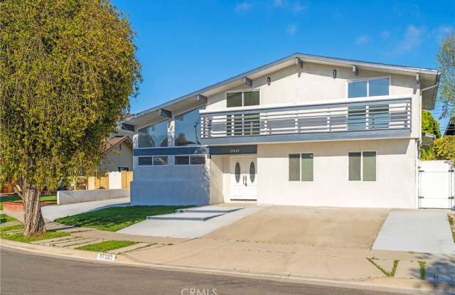 17326 Yosemite - 17326 Yosemite Circle, Huntington Beach, CA 92647