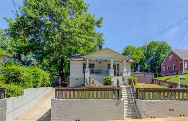 320 KENDRICK Avenue SE - 320 Kendrick Avenue Southeast, Atlanta, GA 30315