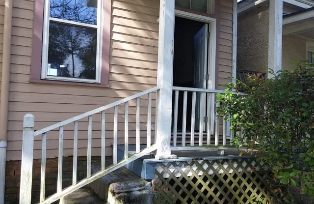 603 W. 40th Street - 603 West 40th Street, Savannah, GA 31415