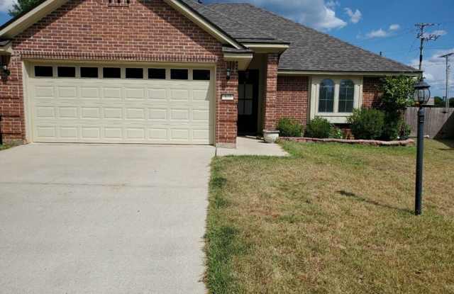 547 Fox Cove