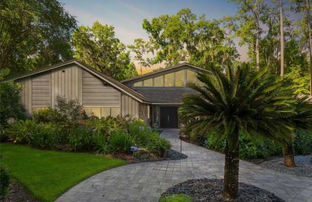 Photo of 2261 NW 24TH AVENUE