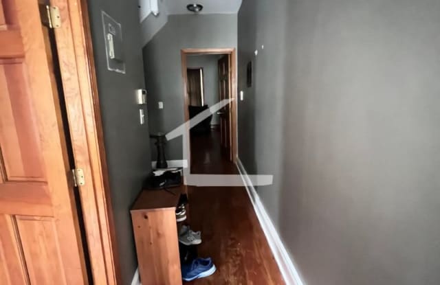 Photo of Great 6 bedroom 3 mins from Northeastern