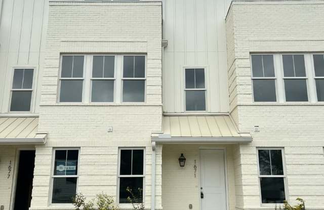 Photo of *MOVE IN SPECIAL 1/2 security deposit and waiving $175 Admin Fee!* New Build 3 Beds | 3.5 Baths | 2 Car Garage, In the Heart of Southside Chattanooga!