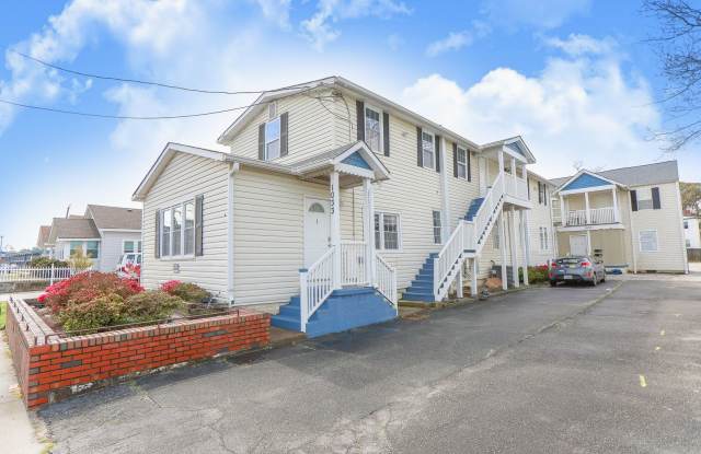 1033 E Ocean View Avenue - 1033 East Ocean View Avenue, Norfolk, VA 23503