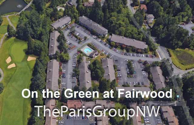 3BR Top Flr Fairwood Condo – Great Location, Floorplan  Pool!