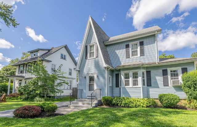 NICE Single Family Whole House in Brighton NY - 3 BR, 1.5 BA
