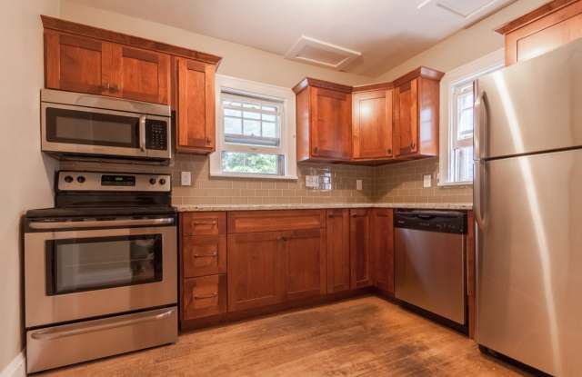 2642 Kendall Ave - 1