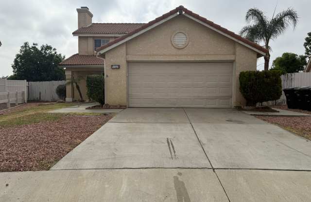 3 Bedrooms 2.5 Bath home in Hemet