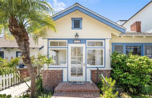117 E Bay Ave