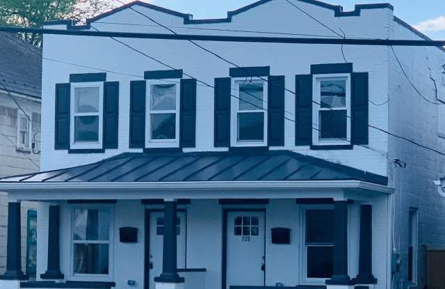 Photo of 726 N QUEEN STREET