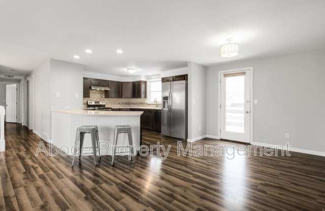 2927 White Oak Court