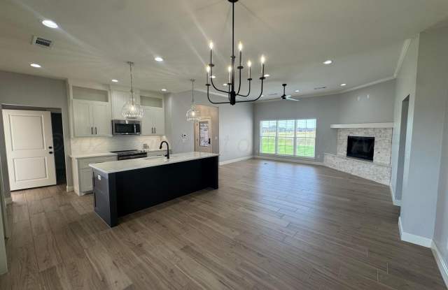 19100 PECAN SPRINGS Road