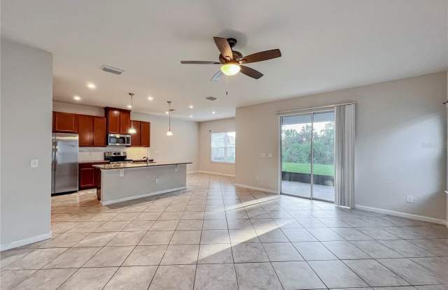 8511 RAIN LILY CROSSING