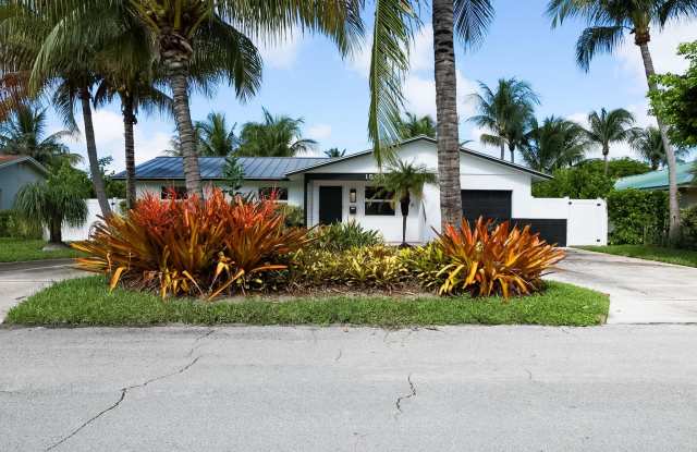 1502 NW 4th Avenue