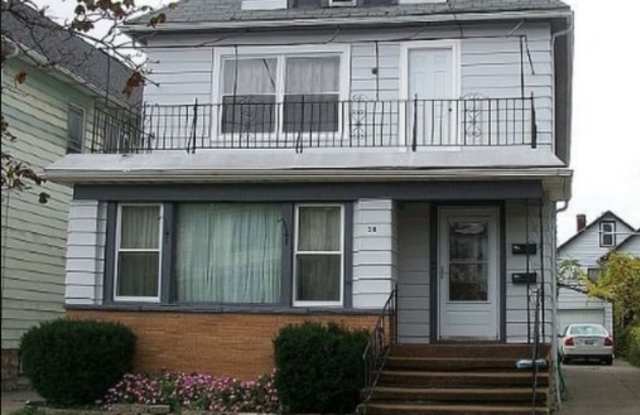 38 Rugby Road - 2nd Floor - 38 Rugby Road, Buffalo, NY 14216