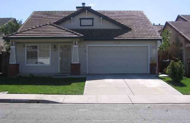 ADORABLE SINGLE STORY WITH GREAT LOCATION.