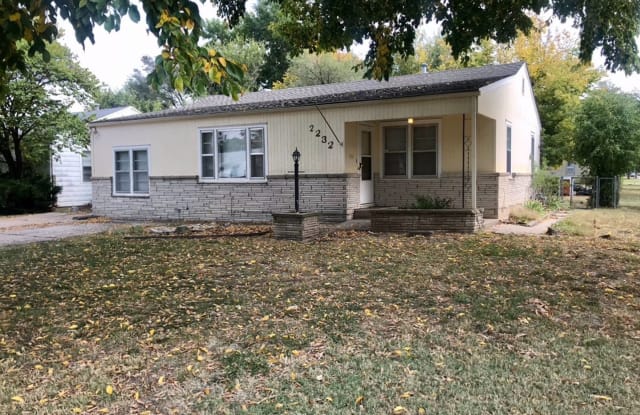 2232 S Estelle - 2232 South Estelle Street, Wichita, KS 67211