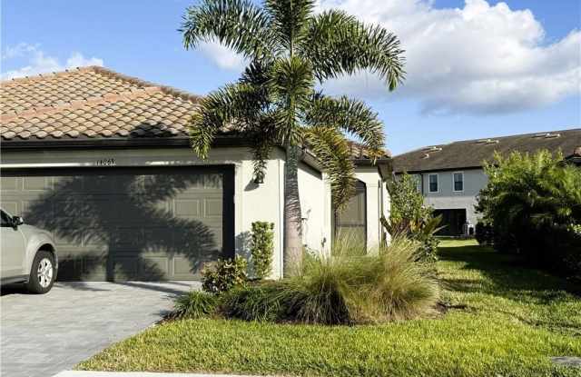 Photo of 14063 Winding Cedar Way