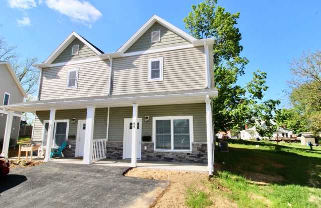 Brand New Townhome for rent, near Downtown Harrisonburg, VA - 99 Suter St. photos photos