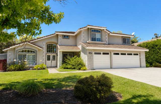 Beautifully updated and upgraded Chardonnay Hills house for rent