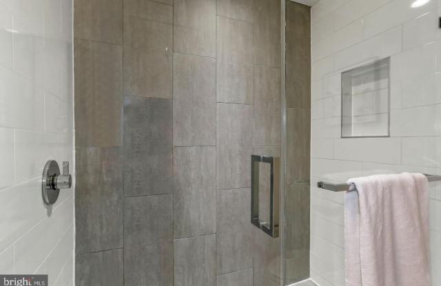 129 W Street NW unit: 204