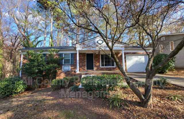 2645 Rolling View Dr
