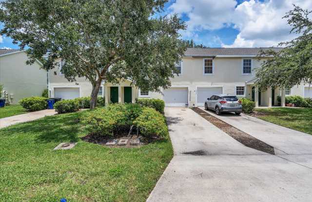 5257 Leeds Road - 5257 Leeds Road, Villas, FL 33907