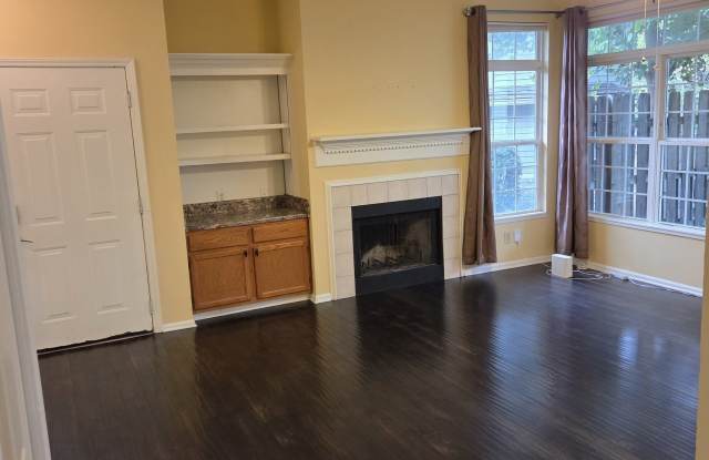 1012 Grovewood Drive